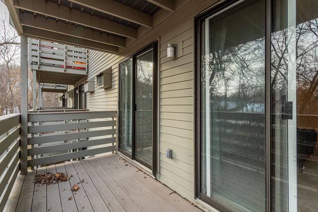 1195 Grafton 39, Worcester, MA 01604