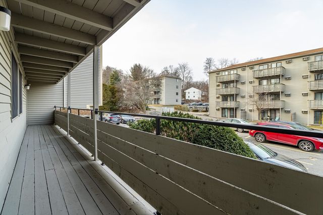 1195 Grafton 39, Worcester, MA 01604