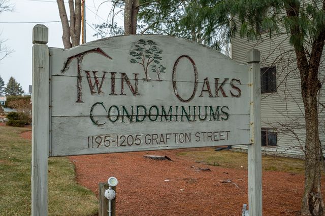 1195 Grafton 39, Worcester, MA 01604