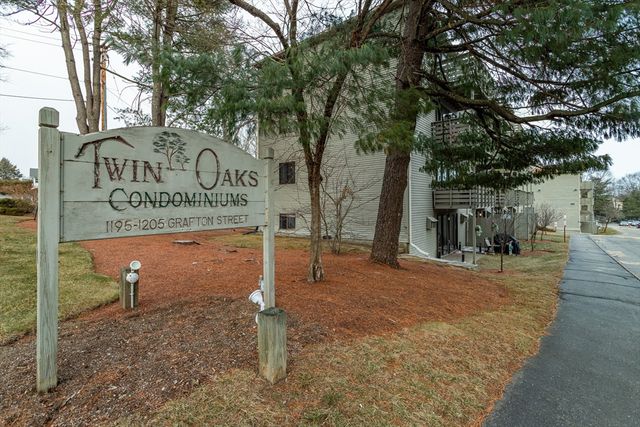 1195 Grafton 39, Worcester, MA 01604