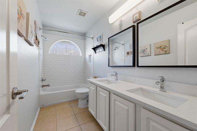 1184 Pleasant Oaks Drive, Lewisville, TX 75067