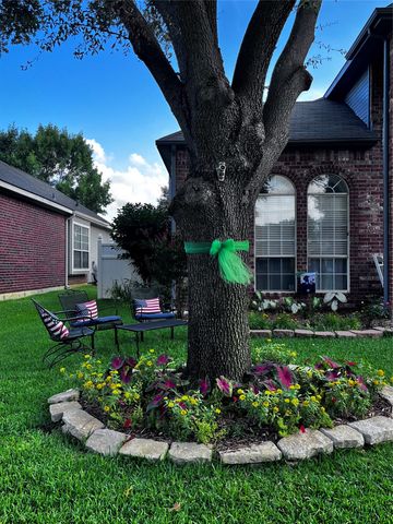 1184 Pleasant Oaks Drive, Lewisville, TX 75067