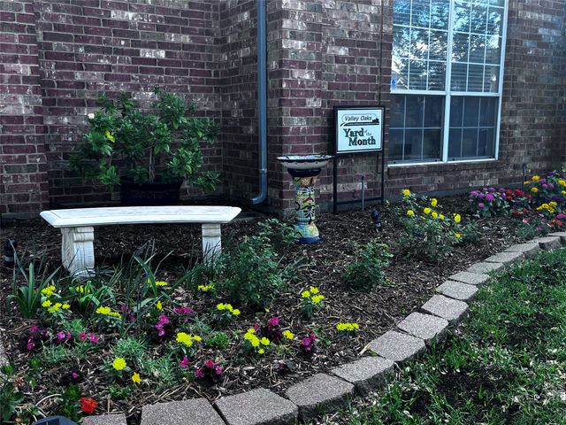 1184 Pleasant Oaks Drive, Lewisville, TX 75067