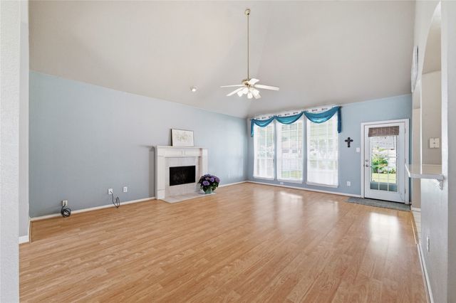 1184 Pleasant Oaks Drive, Lewisville, TX 75067