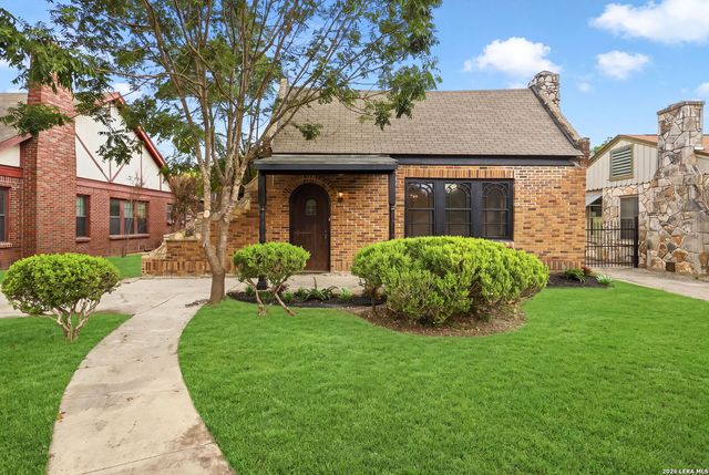 146 North Dr, San Antonio, TX 78201