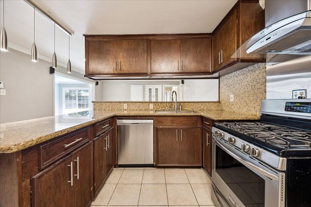 3630 Latma Drive, Houston, TX 77025
