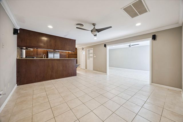 3630 Latma Drive, Houston, TX 77025