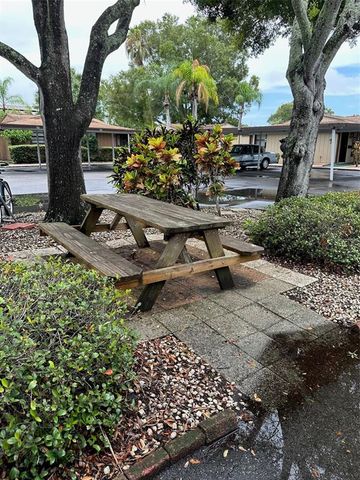 1980 TAHITIAN PLACE 10, Dunedin, FL 34698
