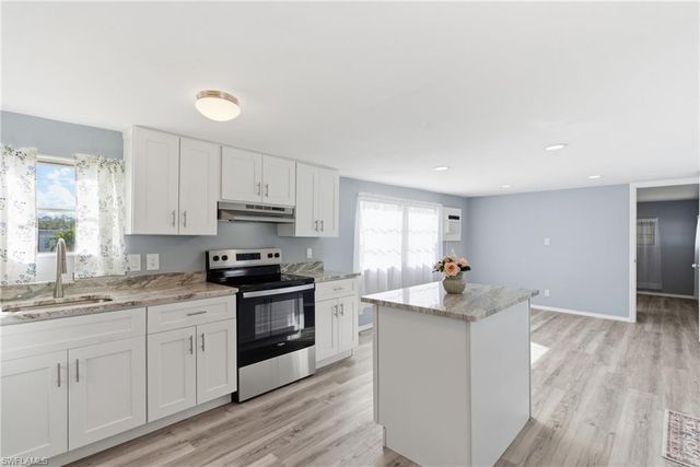 5558 Palm Beach BLVD 82, Fort Myers, FL 33905