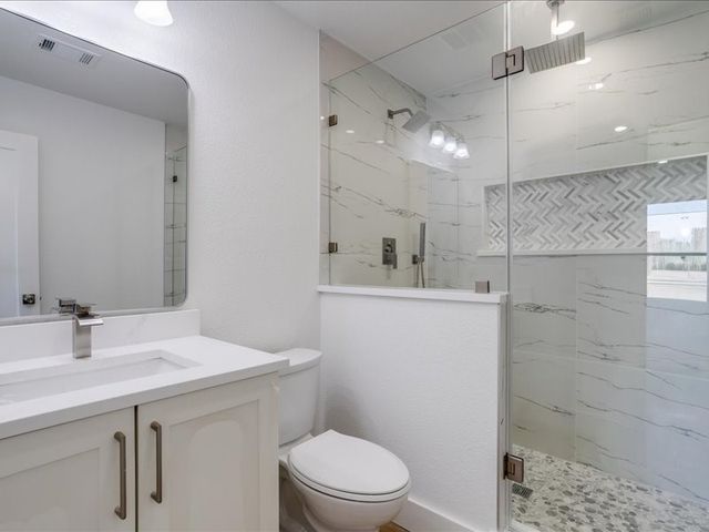 245 Silver Lake Trail, Fort Worth, TX 76140