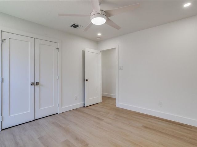 245 Silver Lake Trail, Fort Worth, TX 76140