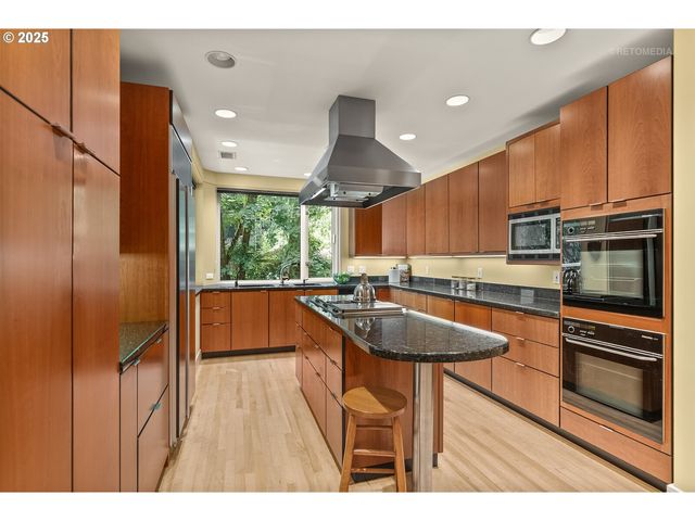 1540 Sw VISTA Ave 2000, Portland, OR 97201