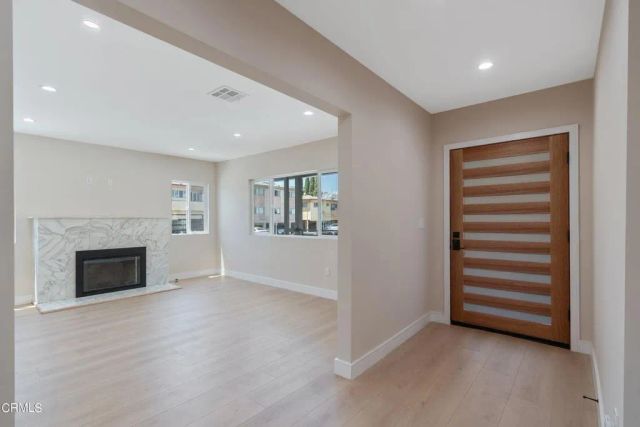 1206 Tamarind Avenue, Los Angeles, CA 90038