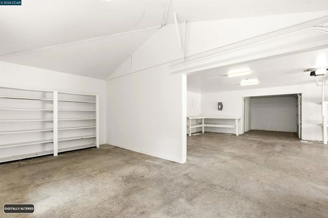 26929 Palomares Rd, Castro Valley, CA 94552