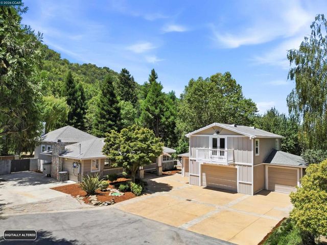 26929 Palomares Rd, Castro Valley, CA 94552
