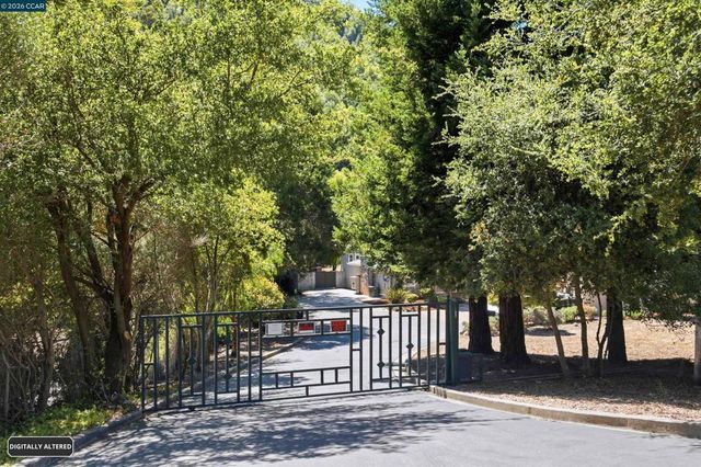 26929 Palomares Rd, Castro Valley, CA 94552
