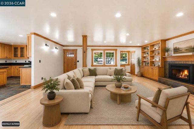 26929 Palomares Rd, Castro Valley, CA 94552