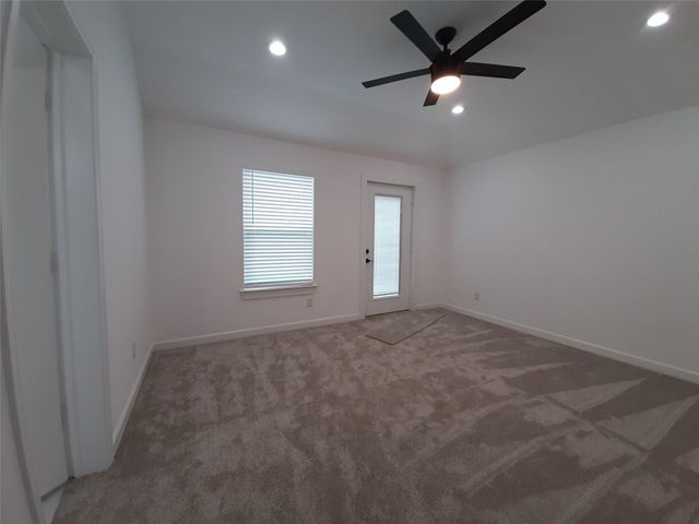 4530 Mayflower Street, Houston, TX 77051