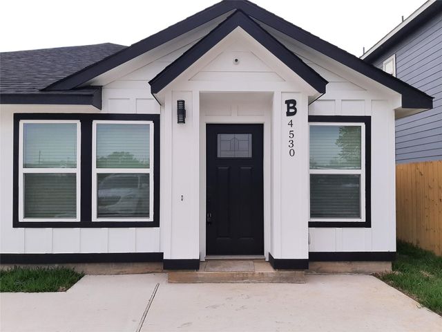 4530 Mayflower Street, Houston, TX 77051