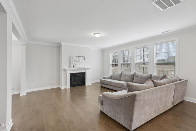 1829 Knights Crest Way, Wake Forest, NC 27587