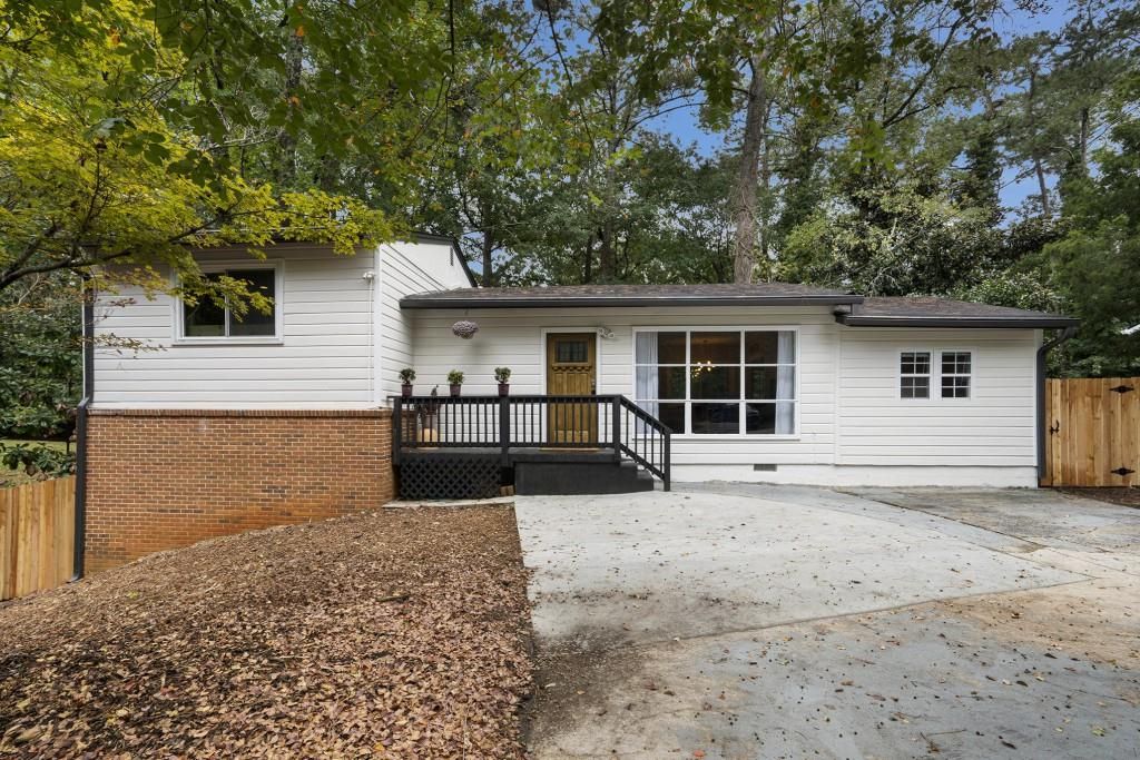 2016 Spring SE Road, Smyrna, GA 30080