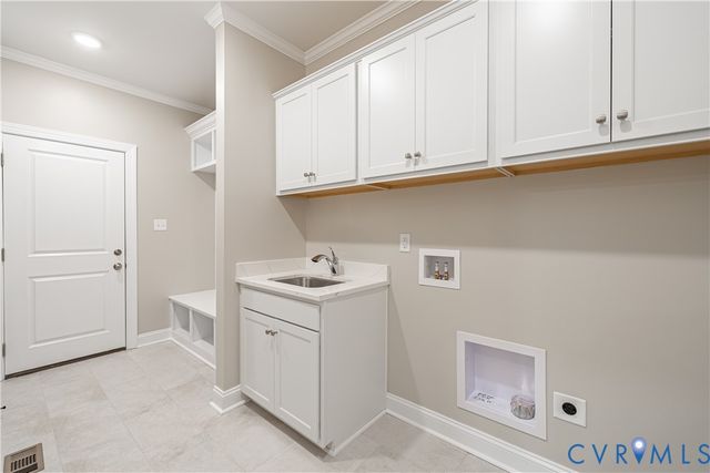 8313 Mount Eagle Rd, Hanover, VA 23005