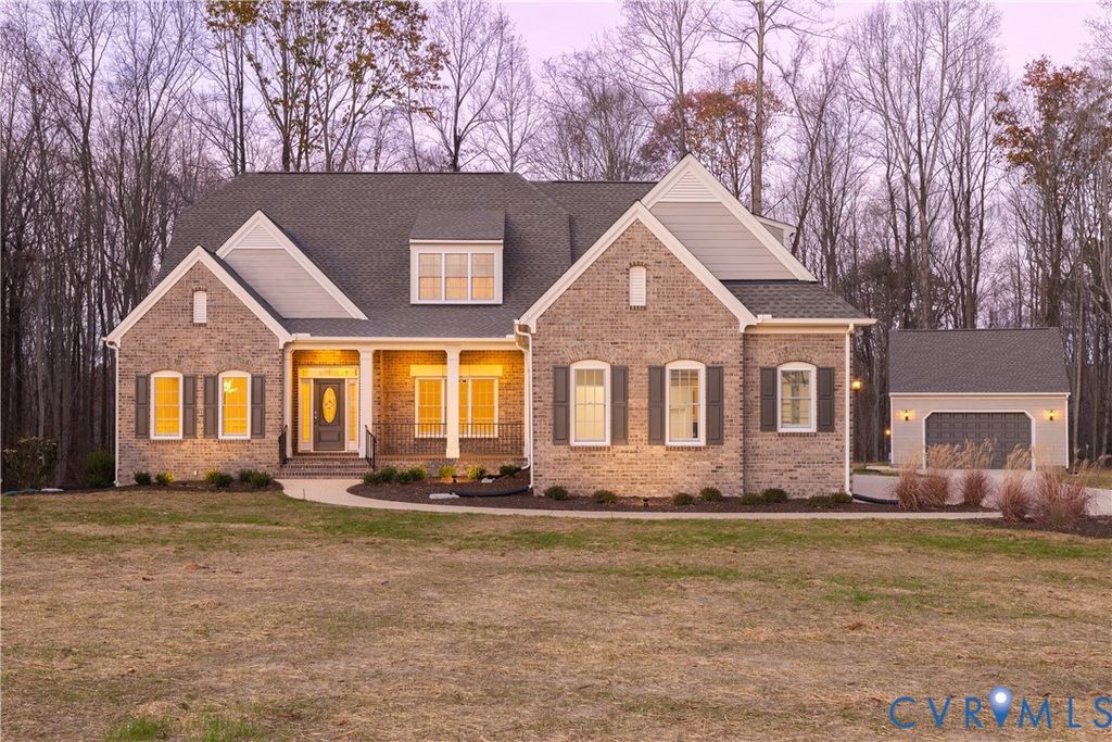 8313 Mount Eagle Rd, Hanover, VA 23005