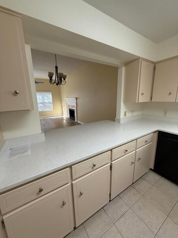 99 NE Opp Boulevard, Fort Walton Beach, FL 32548