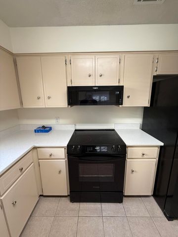 99 NE Opp Boulevard, Fort Walton Beach, FL 32548