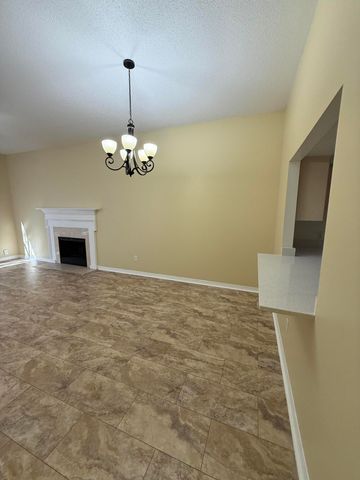 99 NE Opp Boulevard, Fort Walton Beach, FL 32548