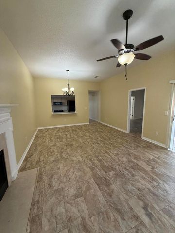 99 NE Opp Boulevard, Fort Walton Beach, FL 32548