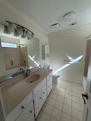 99 NE Opp Boulevard, Fort Walton Beach, FL 32548