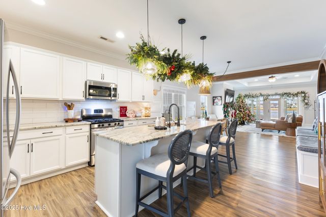 283 Hanover Lakes Drive, Wilmington, NC 28401