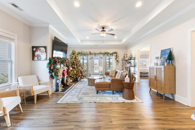 283 Hanover Lakes Drive, Wilmington, NC 28401