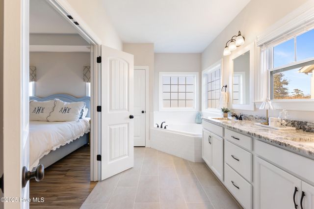 283 Hanover Lakes Drive, Wilmington, NC 28401