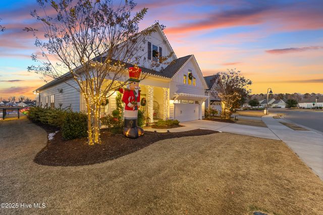 283 Hanover Lakes Drive, Wilmington, NC 28401