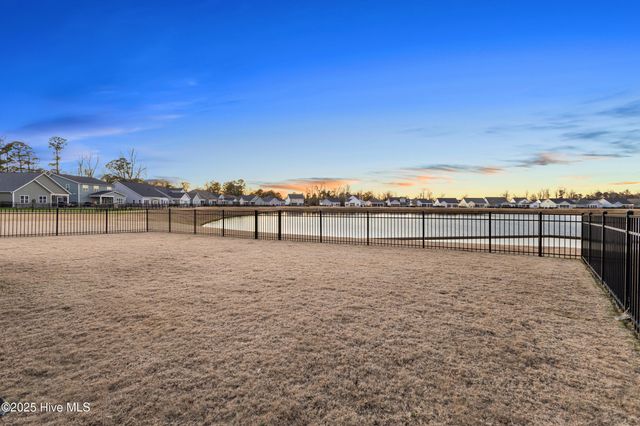 283 Hanover Lakes Drive, Wilmington, NC 28401