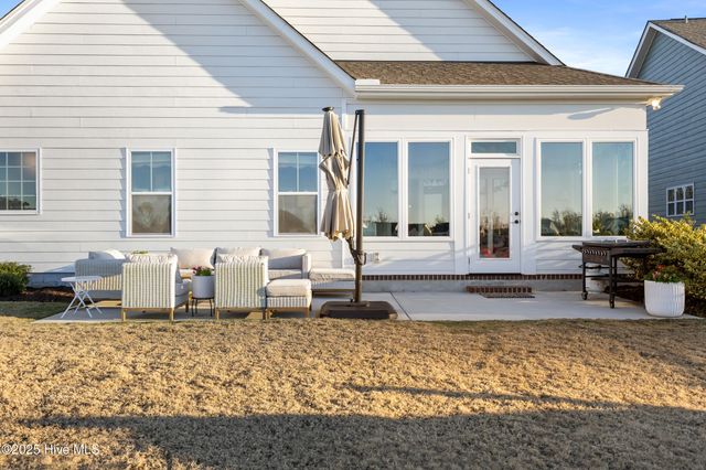 283 Hanover Lakes Drive, Wilmington, NC 28401