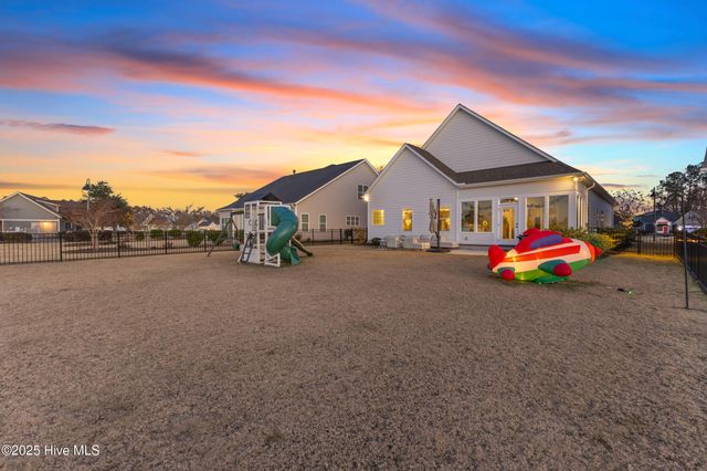 283 Hanover Lakes Drive, Wilmington, NC 28401