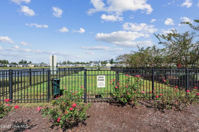 283 Hanover Lakes Drive, Wilmington, NC 28401