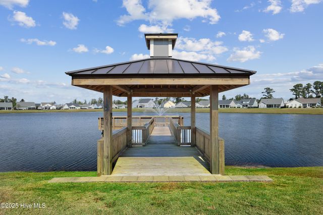 283 Hanover Lakes Drive, Wilmington, NC 28401