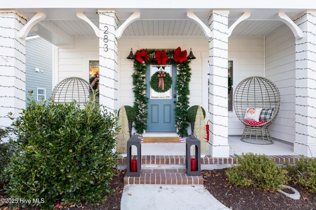 283 Hanover Lakes Drive, Wilmington, NC 28401