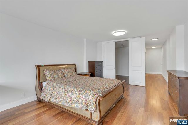 7004 Boulevard East 33D, Guttenberg, NJ 07093