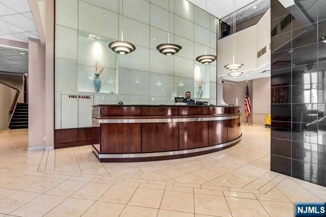 7004 Boulevard East 33D, Guttenberg, NJ 07093