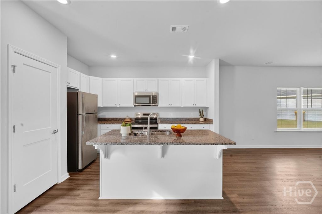Image 10 of property listing at 117 Founders Drive, Rincon, GA 31326