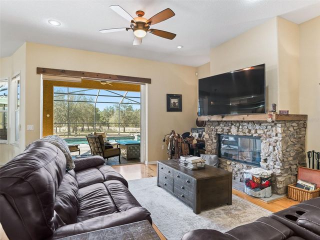 11670 SE 6 STREET, Williston, FL 32696