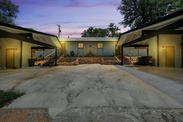 1706 Elmhurst DR A, Austin, TX 78741