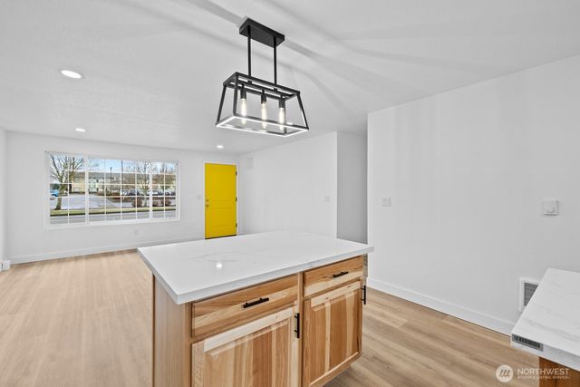 405 E K Street, Shelton, WA 98584