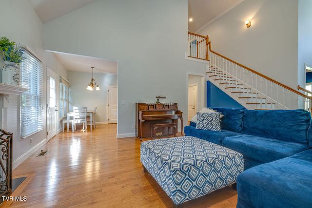 128 Allison Timbers Road, Piney Flats, TN 37686