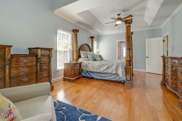 128 Allison Timbers Road, Piney Flats, TN 37686